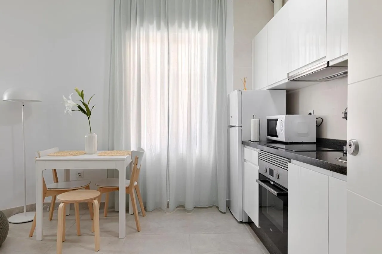 Homeabout Juan De Austria Apartments Malaga