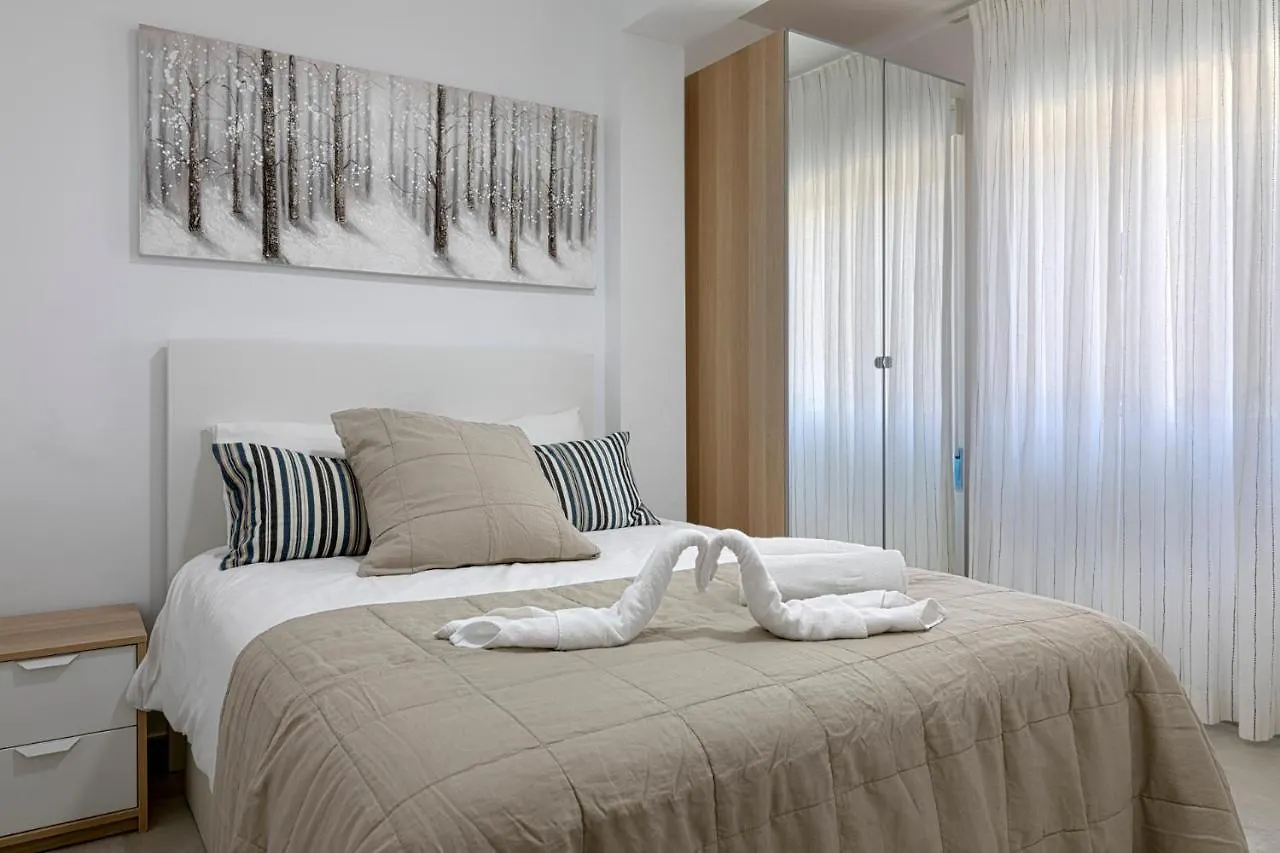 Homeabout Juan De Austria Apartments Malaga