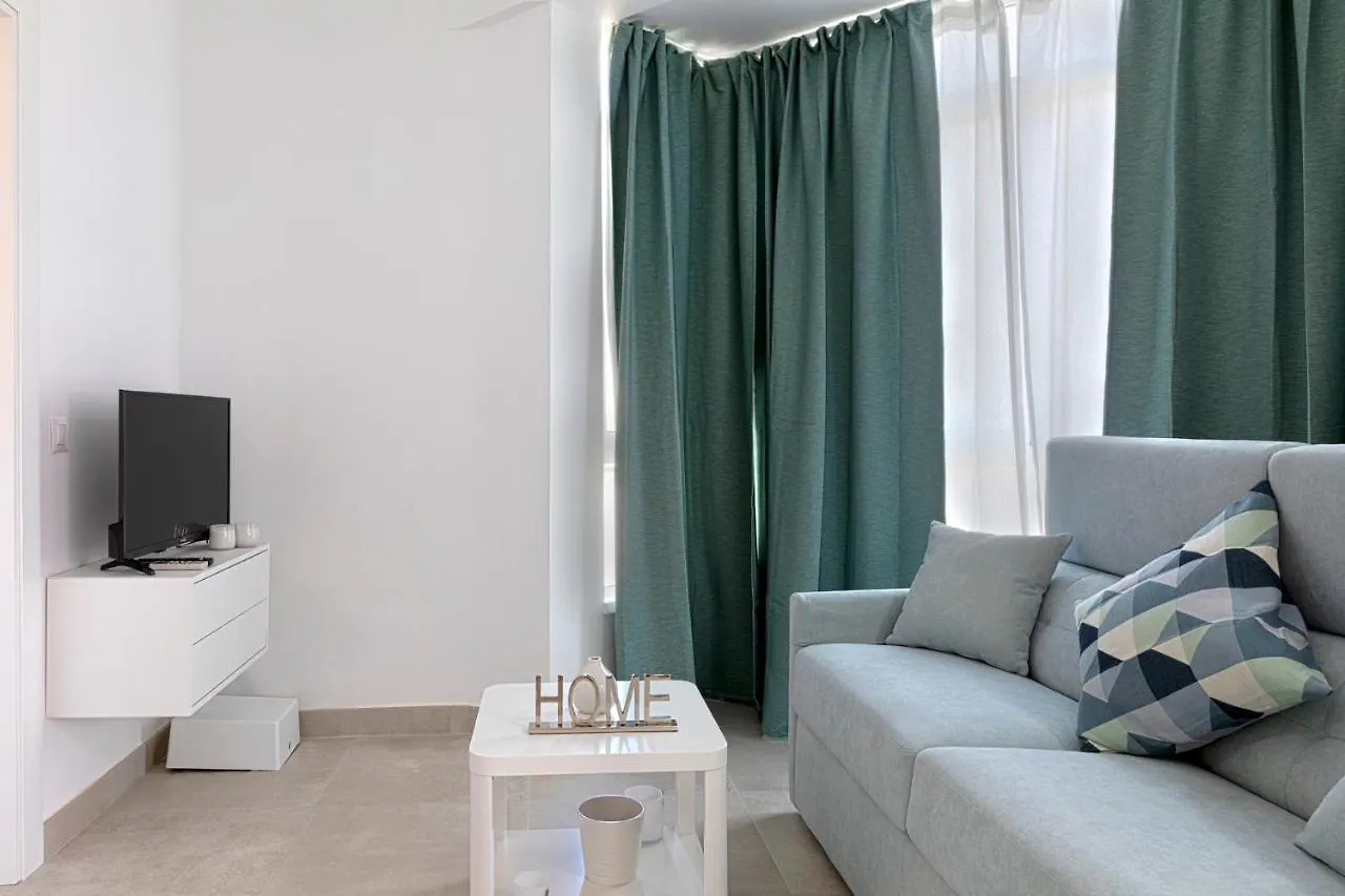 Homeabout Juan De Austria Apartments Malaga