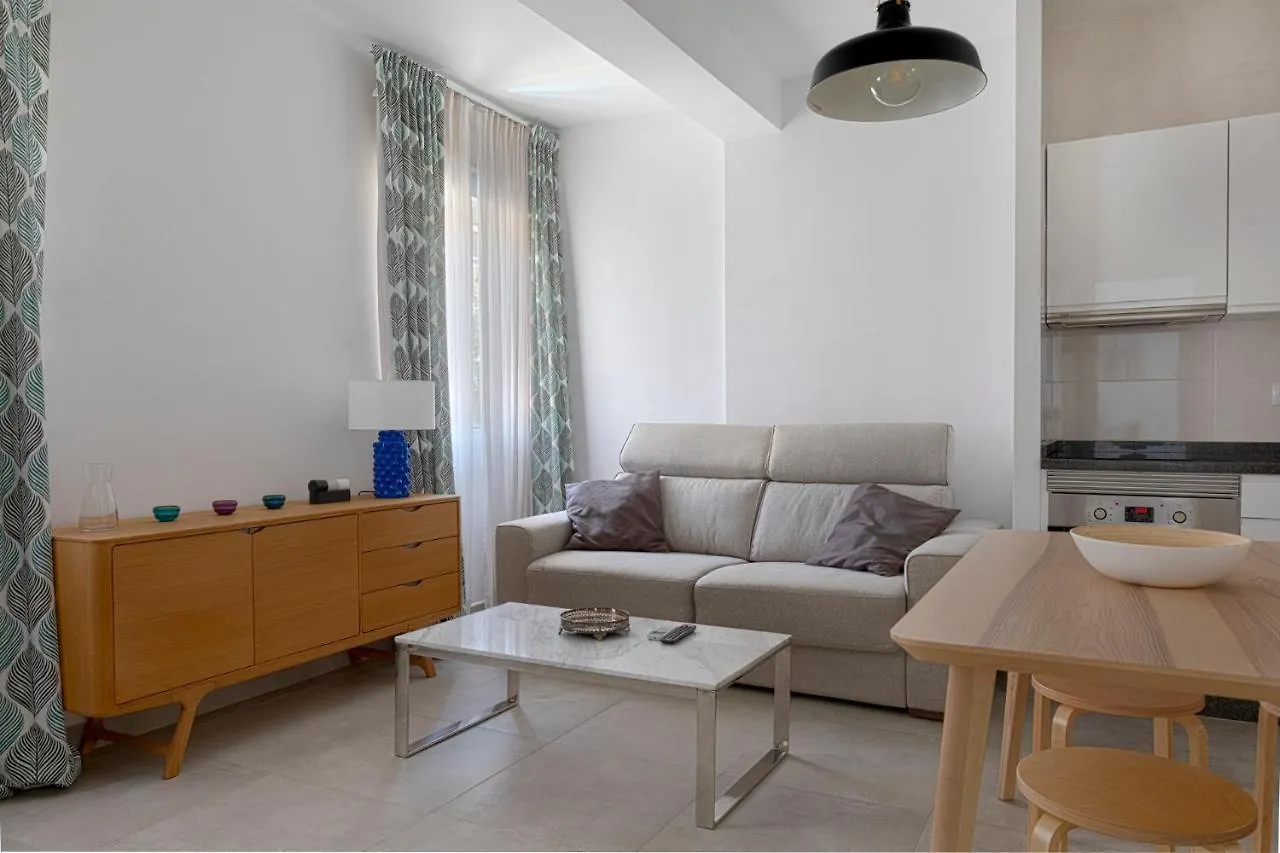 Homeabout Juan De Austria Apartments Malaga